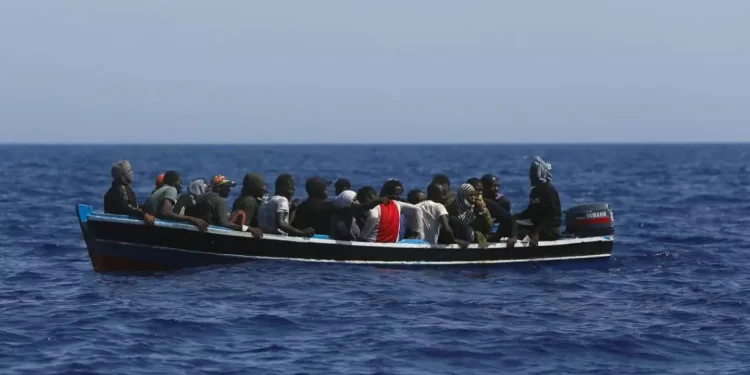 Interceptan una embarcación con 95 migrantes haitianos en las Islas Turcas y Caicos