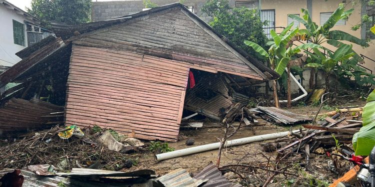 Estiman que son cuantiosos los daños causando por las lluvias en Puerto Plata