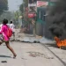 Los enfrentamientos entre bandas y la Policía protagonizan la jornada en Puerto Príncipe