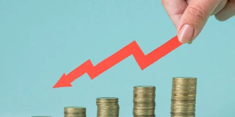 Experto alerta crecimiento económico en América Latina lleva 25 años estancado