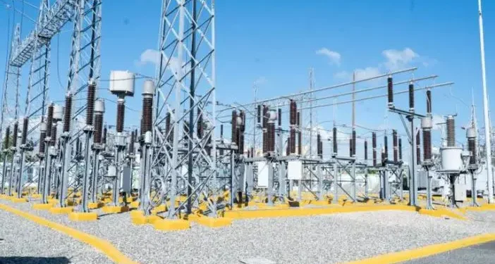 Pérdidas eléctricas de 29% a 40% y caída de la minería durante la gestión de Almonte