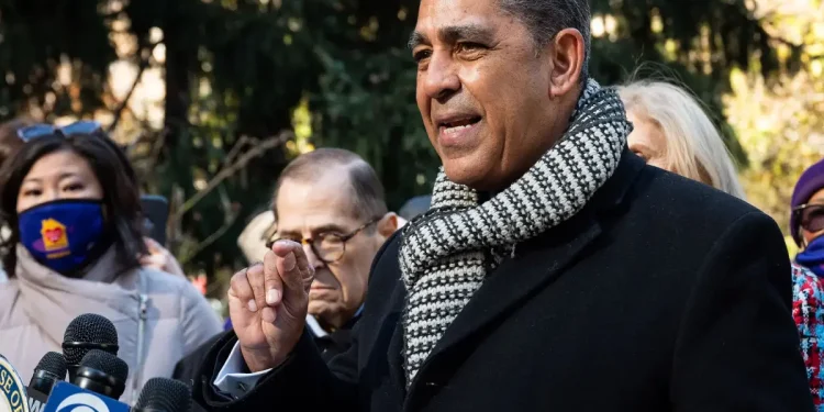 Adriano Espaillat niega lo dicho por Marco Rubio sobre migración haitiana