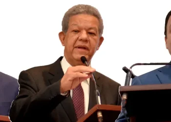 Abinader, Leonel y Abel presentan sus propuestas