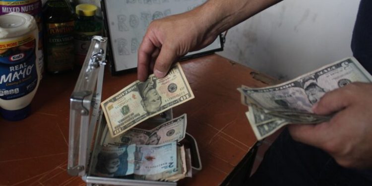 Flujos de remesas alcanzaron US$2,635.6 millones en el primer trimestre de 2024