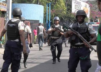 Haití: Policía recupera carguero habían secuestrado las pandillas