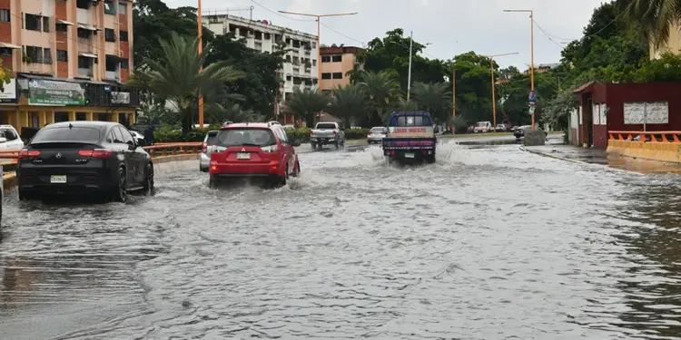 COE aumenta a 10 las localidades en alerta amarilla