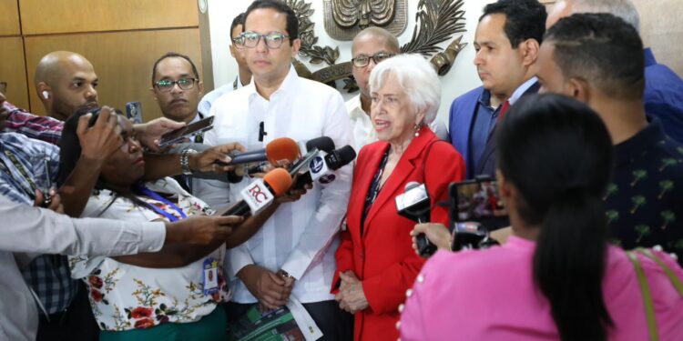 PRM solicita sancionen a la FP por publicar una encuesta este jueves