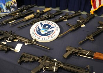EU: Acusan 13 personas de tráfico de armas a RD Colombia y Haití