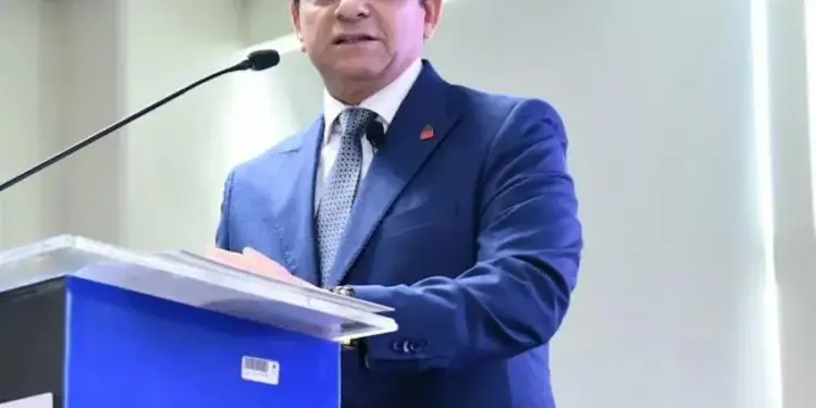 Daniel Rivera pide a población cooperar para prevenir propagación dengue