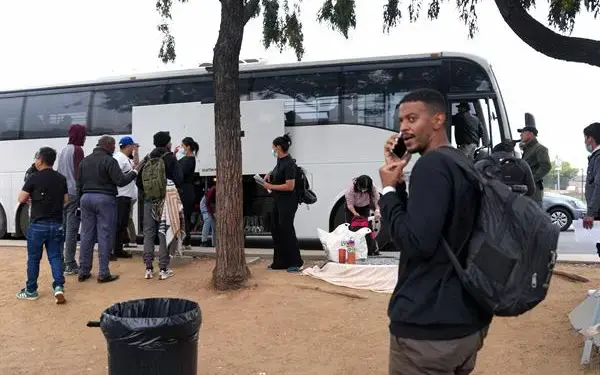 Estados Unidos dice mayoría de migrantes que crucen irregularmente no podrán pedir protección