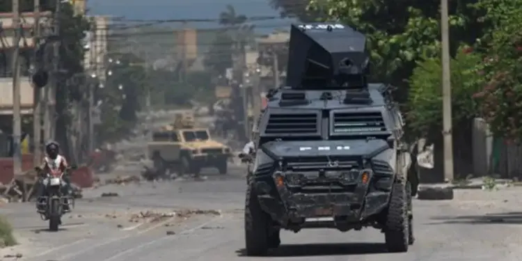 Primer ministro promete actuar contra la violencia en Haití tras asesinato de tres agentes