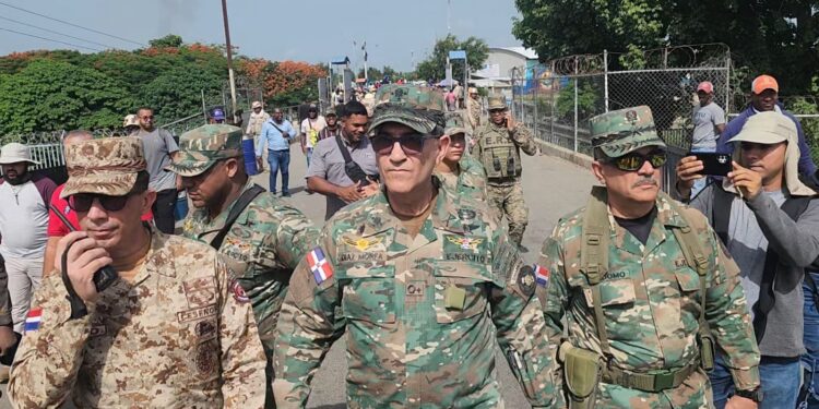 Ministro de defensa reitre el país no enviará militares a reforzar equipo de Kenia en Haití