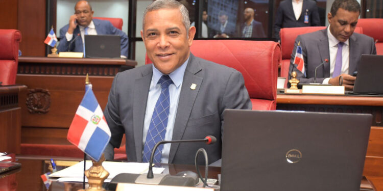 Franklin Romero se queja de que le dieron “un palo asechado” con el nuevo Código Penal