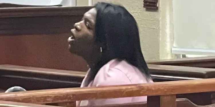 Envían a juicio de fondo a Elizabeth Silverio