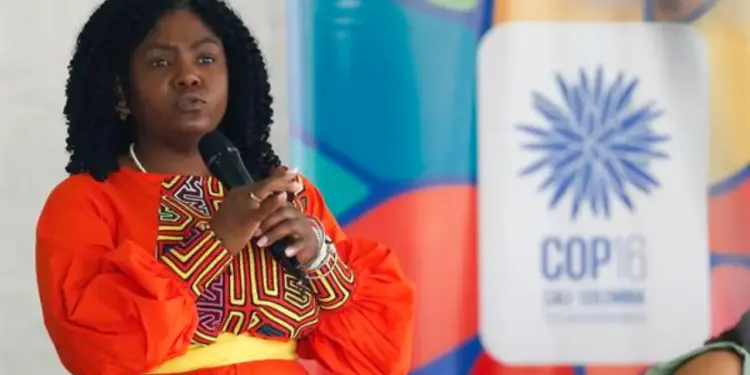 Tirotean vehículo de la vicepresidenta colombiana cuando ella no viajaba en él