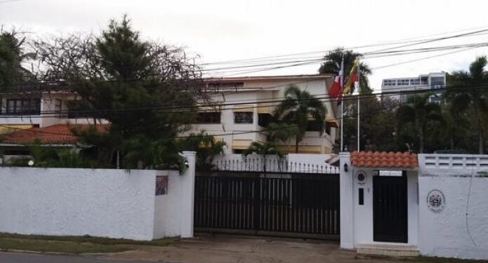 R.Dominicana cierra embajada y consulado general en Venezuela