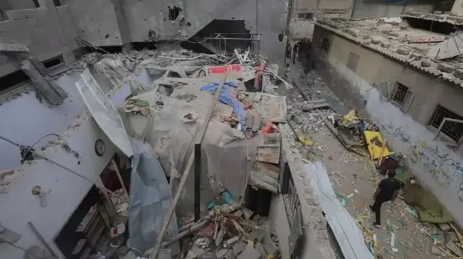 16 muertos en ataque a escuela de Gaza, que según Israel era un centro de mando de Hamás