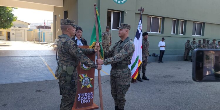Vídeo; Coronel Genaro Agramonte Almonte, sustituye a Jiménez Arciniega en el décimo batallón en Dajabón