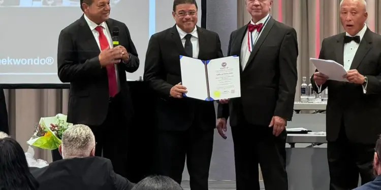 Camacho exaltado al Salón de la Fama del Taekwondo Mundial