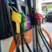 Gobierno baja de precio algunos combustibles, principales carburantes se mantienen sin cambios
