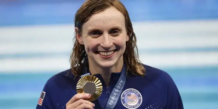 Katie Ledecky se convirtió en la deportista con más títulos en Juegos Olímpicos