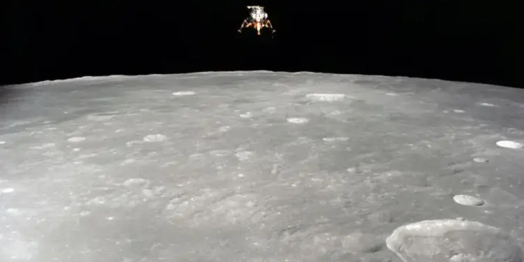 Estados Unidos encontró agua en Marte y China, en la Luna