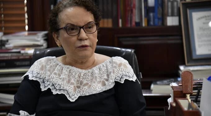 Miriam Germán acepta quedarse un tiempo más en Procuraduría