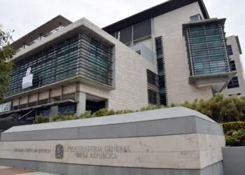 MP: 20 fiscales y procuradores aprobaron exámenes y 6 se quemaron en intento de seguir en sus puestos