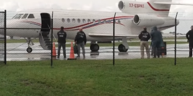 Otra aeronave asociada a Nicolás Maduro permanece en aeropuerto del Higüero