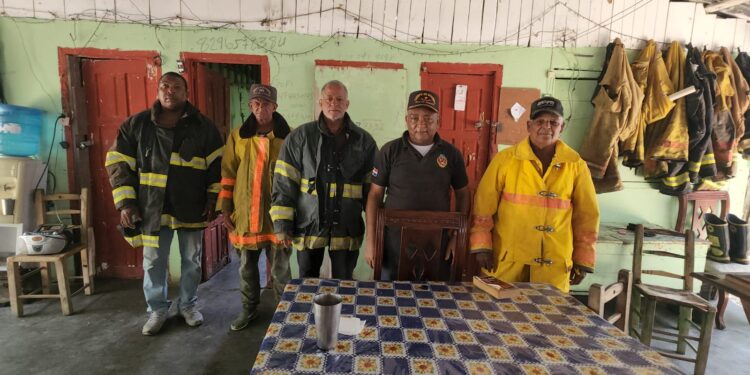 Bomberos de Villa los Almácigos denuncian estado de calamidad con que operan por falta de apoyo logístico