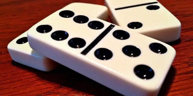 Dos muertos y dos heridos por balacera en juego dominó SFM