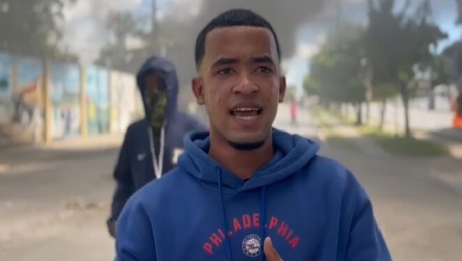 Grupo estudiantil FER protesta por varias reivindicaciones en San Francisco de Macorís