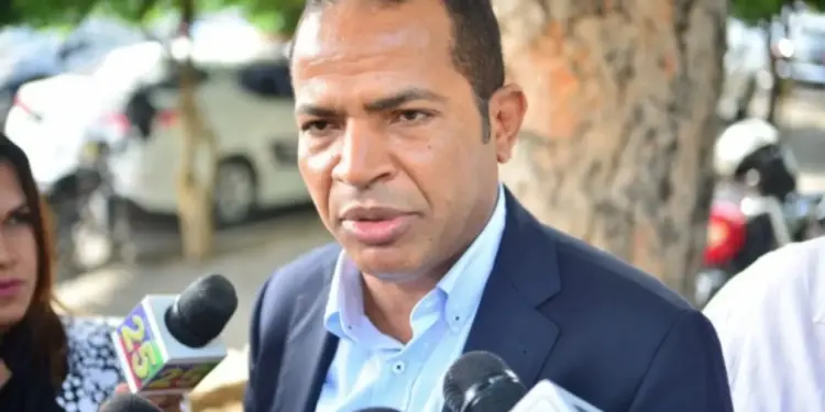 Transportista Juan Marte condena agresión contra periodista Inocencio Encarnación