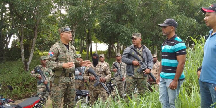 El ejército recupera 9 reses y detiene ocho cuatreros la cruzarían hacia Haití