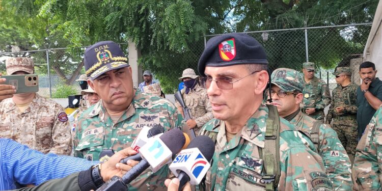 Comandante general del ERD; tenemos la firme decisión de dar respuesta enérgica a los traficantes de personas