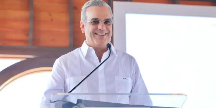 Presidente Abinader inaugurará obras mañana miércoles en Pedernales, Azua y Peravia