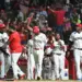 Escogido, Águilas y Estrellas inician el torneo con sendas victorias