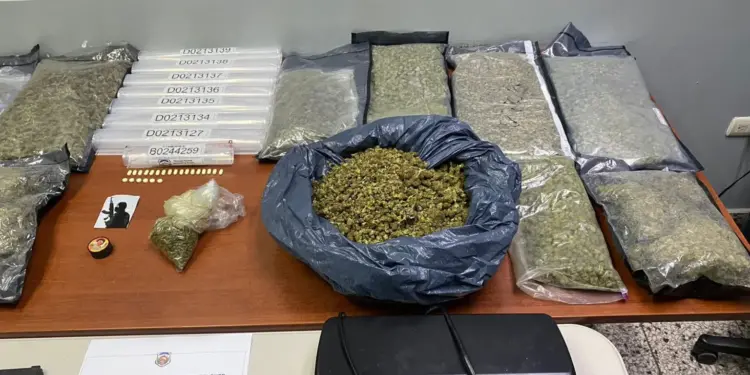 Apresan cuatro y ocupan más de seis mil gramos de marihuana