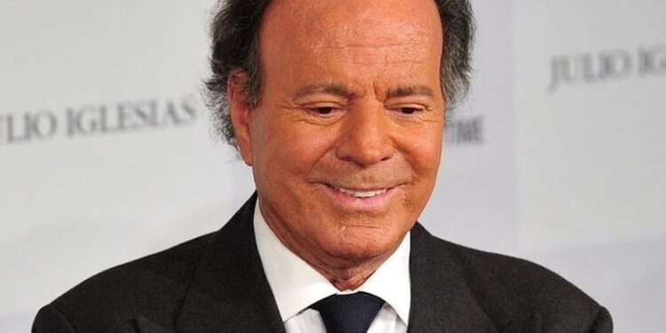 Julio Iglesias: El día que me vaya a retirar, yo personalmente lo anunciaré