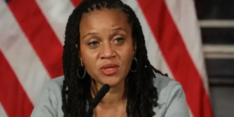 Renuncia la vicealcaldesa de Nueva York en medio de una cascada de dimisiones