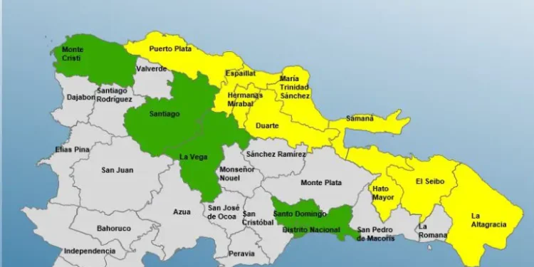 COE amplía 09 provincias en alerta amarilla y cinco en verde por vaguada