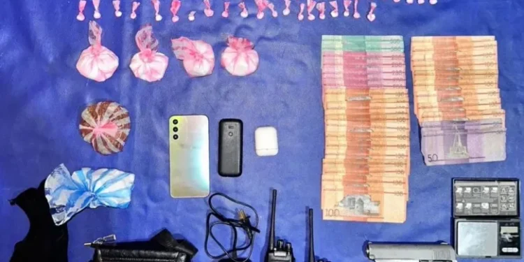La DNCD apresa un hombre le ocupan cocaína, crack y Marihuana en Villa Vásquez