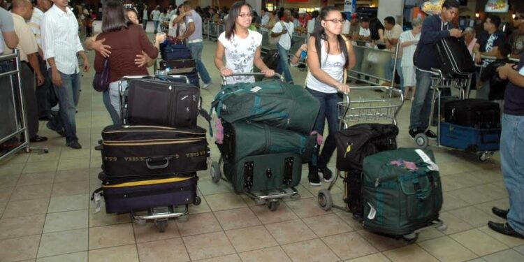Los dominicanos ausentes poden traer artículos, para uso no comercial, por un valor de hasta US$5,000.00, desde el 1 de diciembre de 2024 hasta el 15
