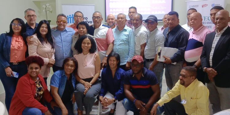 Imparten taller sobre Derechos Humanos desde el Periodismo en la Linea Noroeste