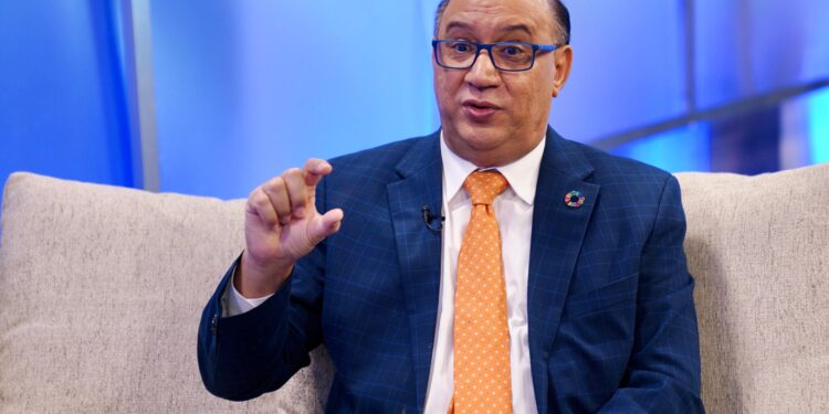 Omar Ramírez exhorta a trabajar en la planificación, aumentar conciencia y resiliencia ante el cambio climático