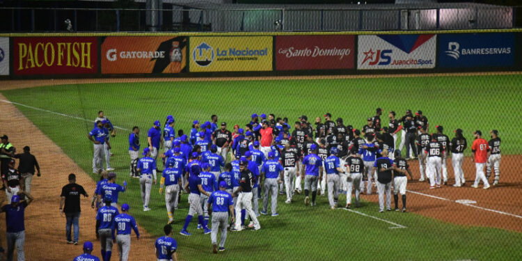 Lidom colocará árbitros cerca de los dogouts como prevención para el juego 5 entre Licey y Escogido