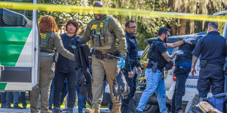 Amenazan con sancionar a funcionarios locales que se opongan a la política migratoria de Trump
