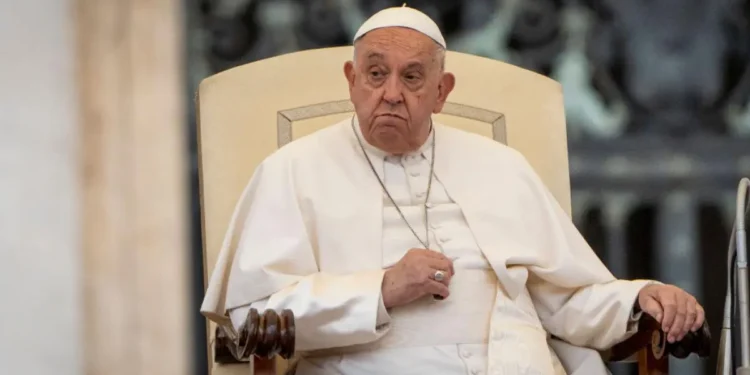 El papa experimenta una “leve mejoría” y la insuficiencia renal “no es preocupante”