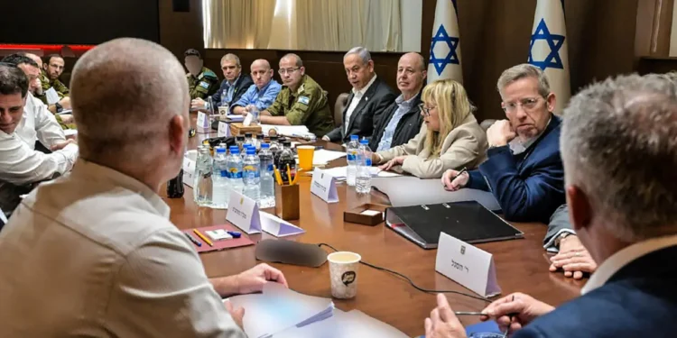 Gabinete de seguridad israelí apoya idea de Trump de liberar a todos los rehenes el sábado
