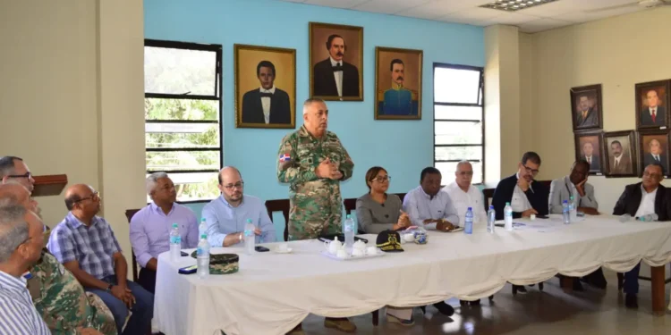 Lee Ballester propone que mercados binacionales deben estar en áreas restringidas y con mayor control migratorio